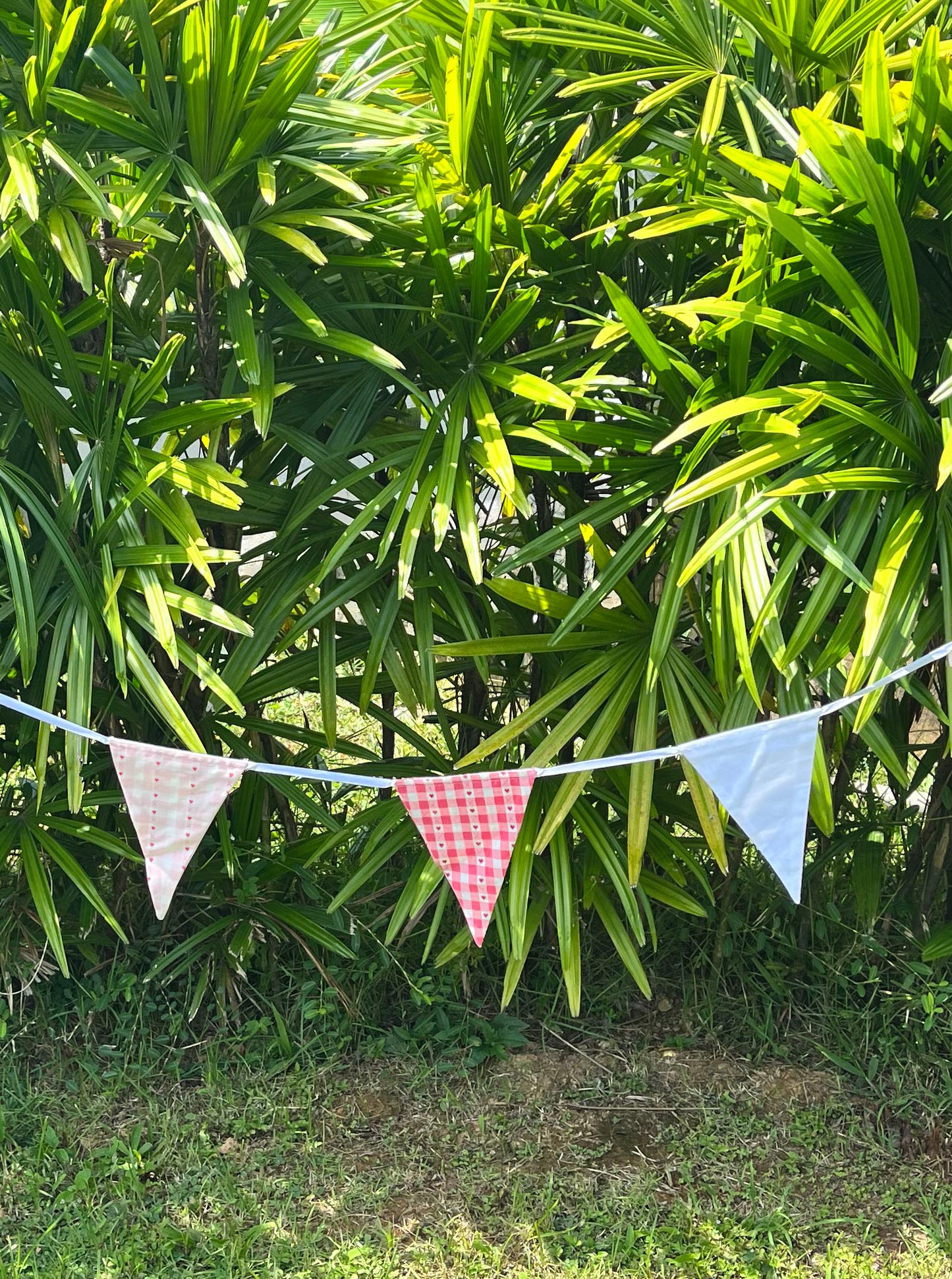 Amish cotton bunting by TurQuaz.